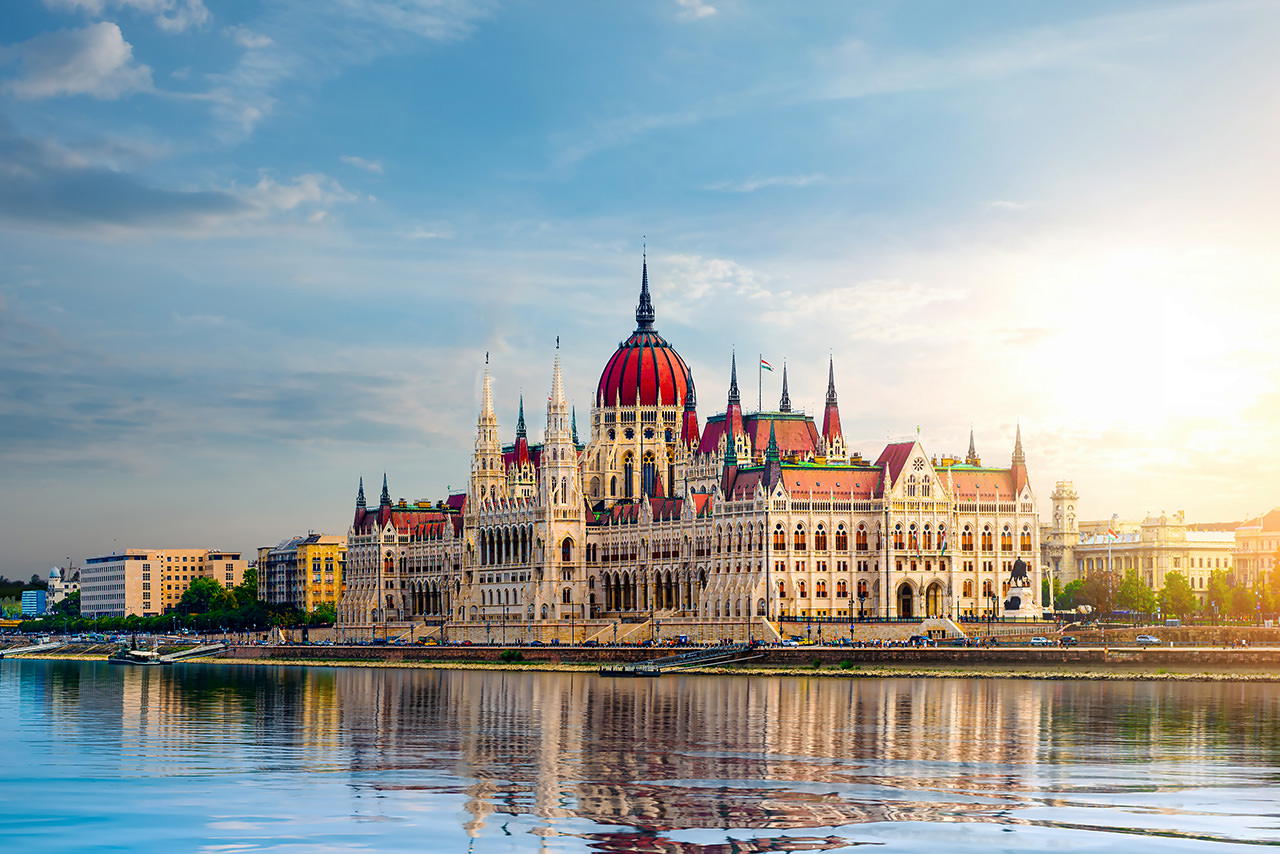 VACAYA Croisière Fluviale Pride Europe