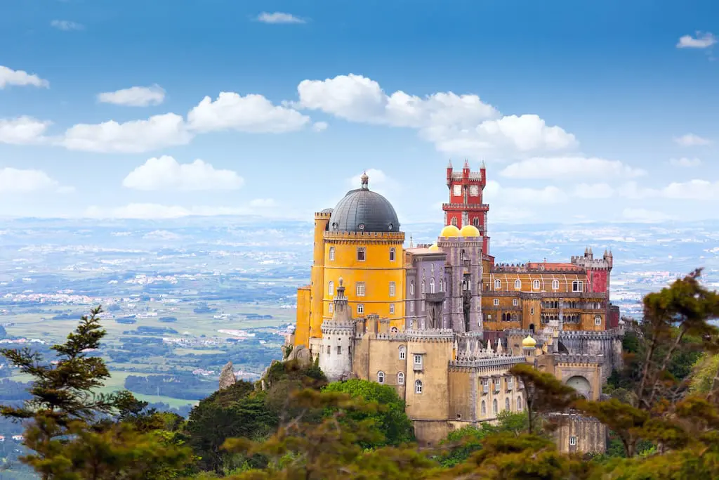 Portugal: Lisbon, Porto & the Douro Valley
